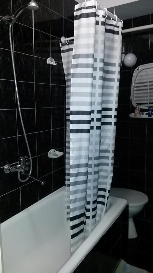 Apartment On Rusanivska Naberezhnaya 22 키예프 외부 사진